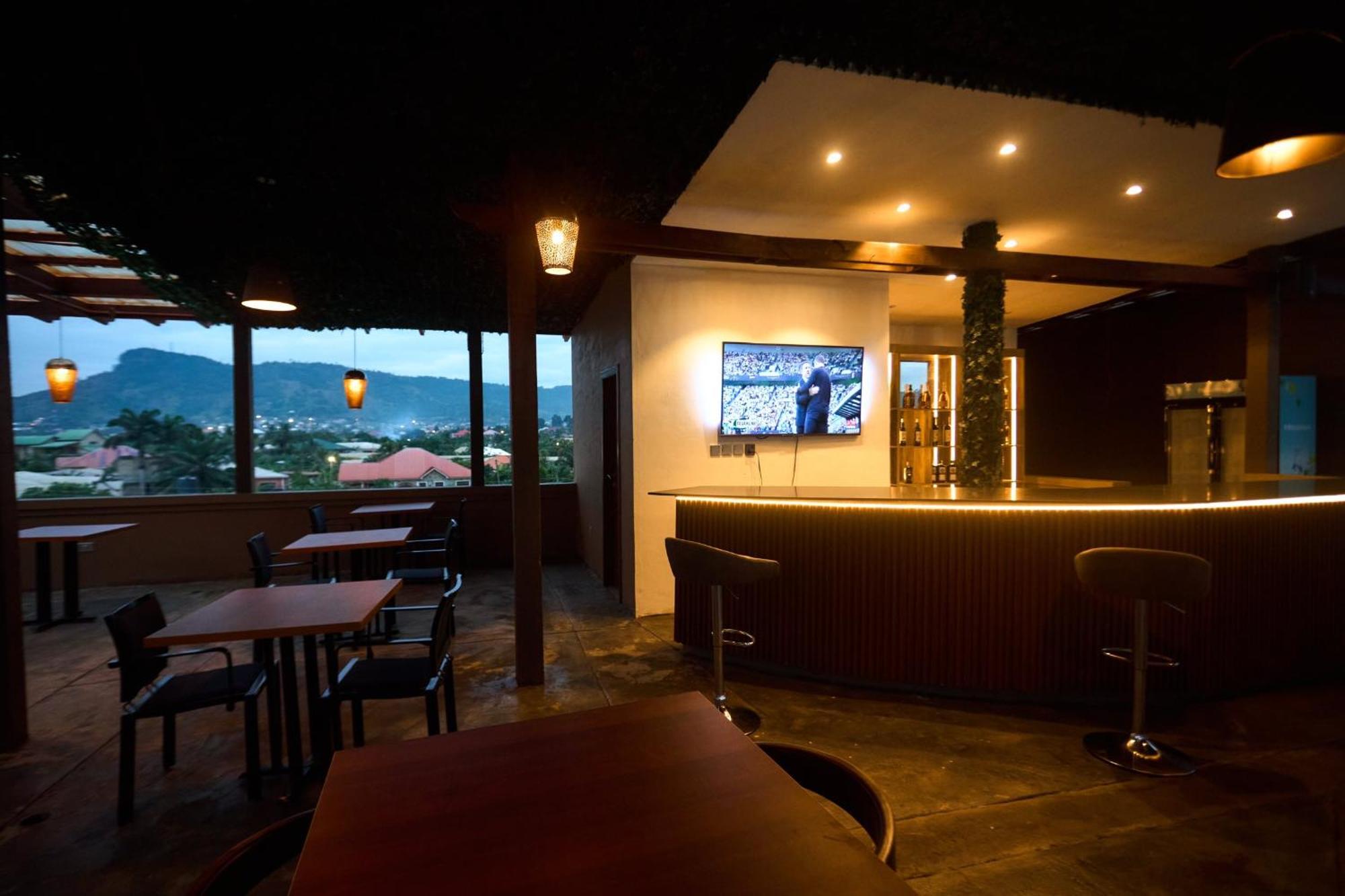 Aiden Homes And Apartments Hotel Koforidua Exterior foto